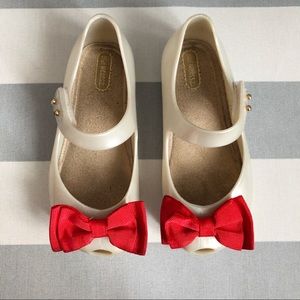 Mini Melissa red bow shoes